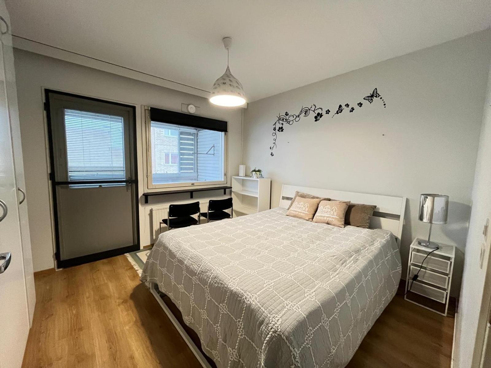 Private Rooms Near Metro, Free Parking,Direct Bus From Airport Helsinki Buitenkant foto