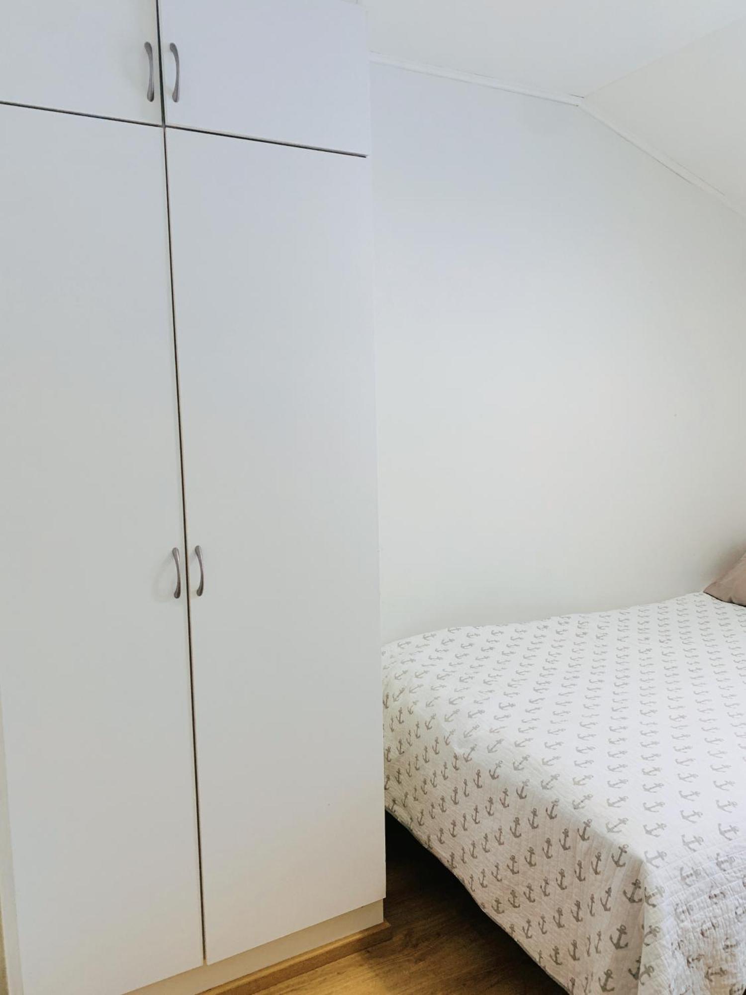 Private Rooms Near Metro, Free Parking,Direct Bus From Airport Helsinki Buitenkant foto